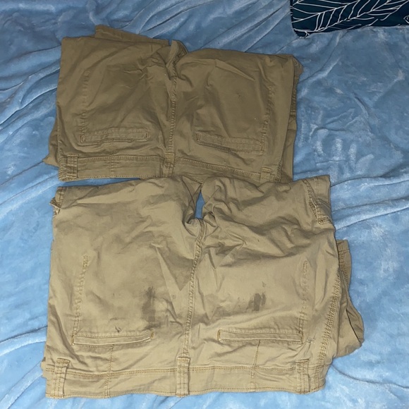 TWO cargo wrangler pants - Picture 5 of 6